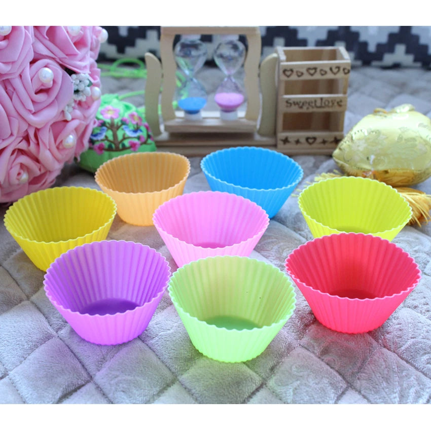 pcs 7cm Cake Cup Kitchen Craft Colour works Silicone Cupcake Cases forma de silicone Cake Decorating Tools drop shipping